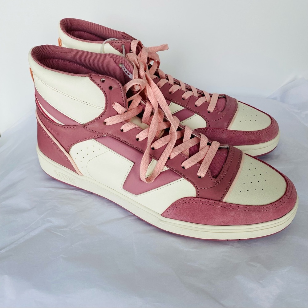 Vans womens retro high top sneakers size 11 pink brand new